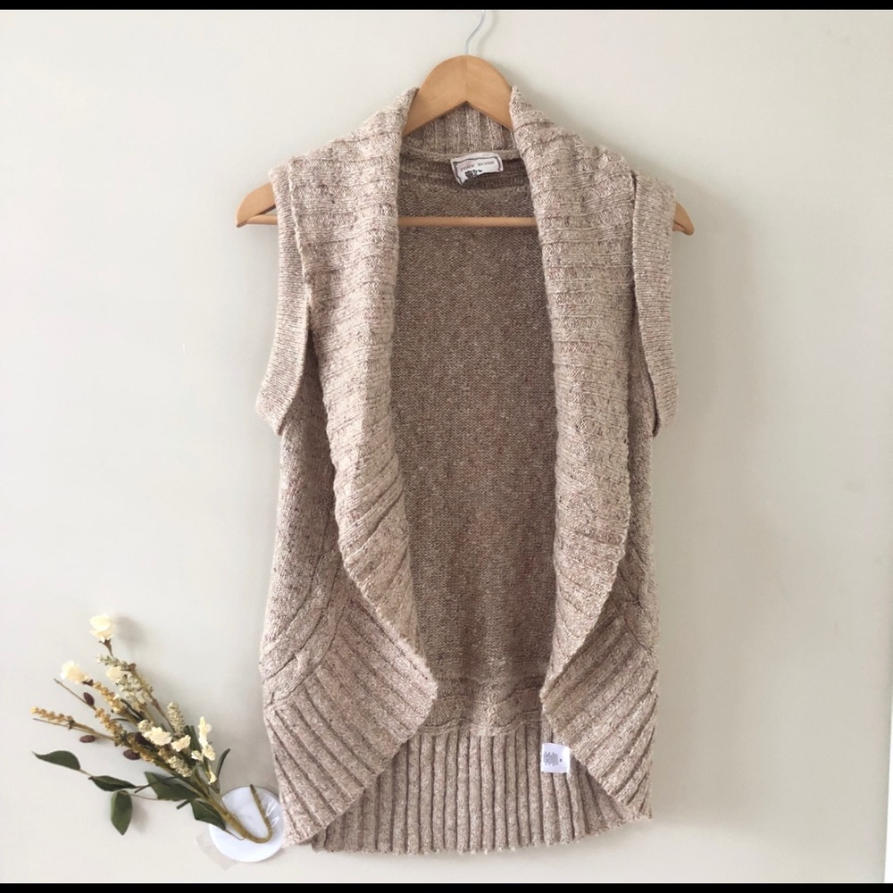❎ SOLD Pink Rose Sweater Vest Blush Pink/Rose - Picture 8 of 8